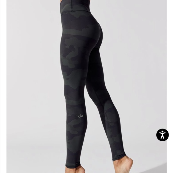ALO Yoga Pants - Alo Yoga HIGH-WAIST VAPOR LEGGING